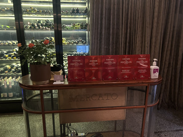 🍸✨ Mercato Guangzhou – Rooftop Dining at Its Finest