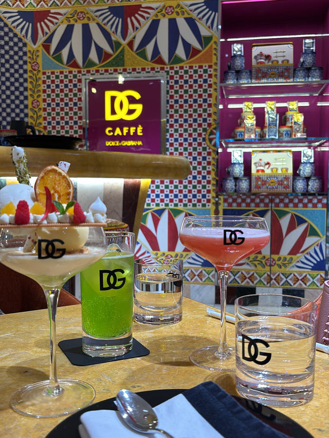The Most Extra Coffee Break in Shanghai: DG Cafè by Dolce & Gabbana ☕✨