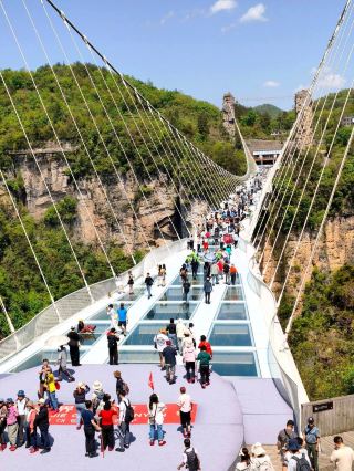 Zhangjiajie Grand Canyon: Epic Glass Bridge Adventure & VR Surprises 🌉✨