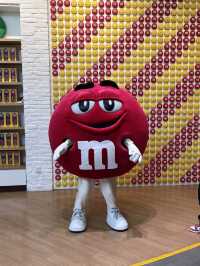 상하이 여행 필수코스, m&m 스토어🍫