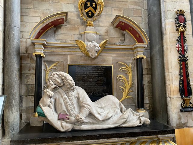 Reflective Visit to Southwark Cathedral ⛪🌿