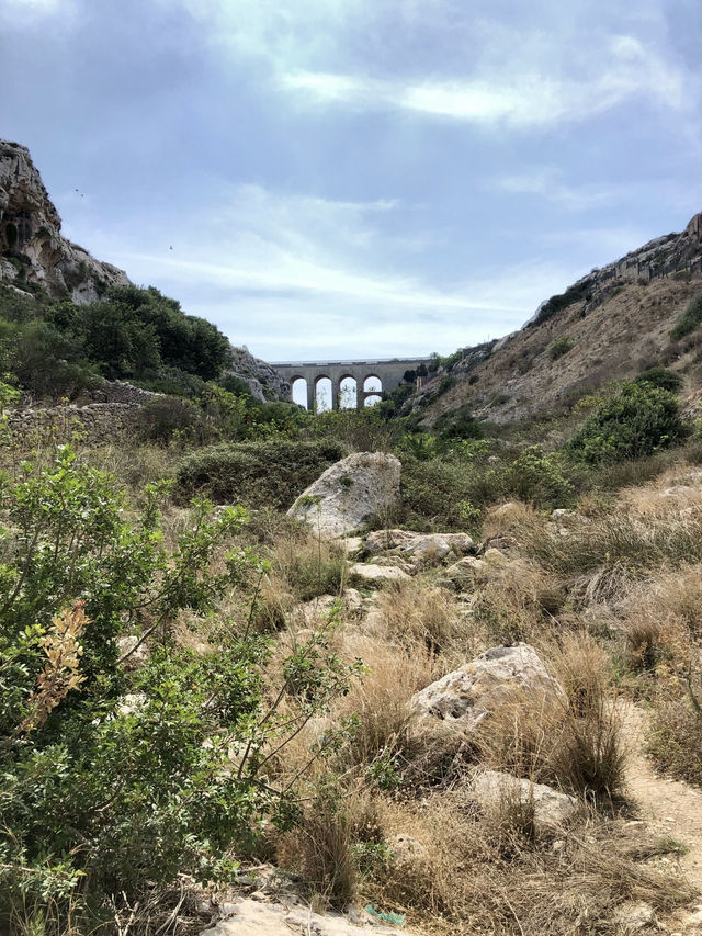 Commonwealth Constructions: Mosta Bridge