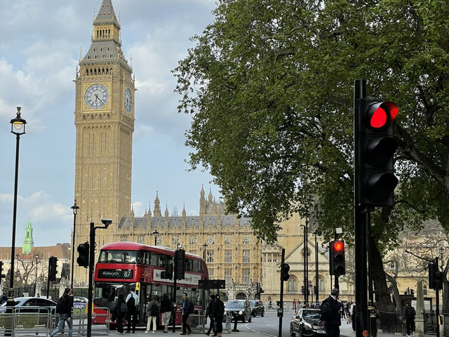🚗 Ride-Sharing in London: City Hacks for the Smart Explorer 💂‍♂️💸