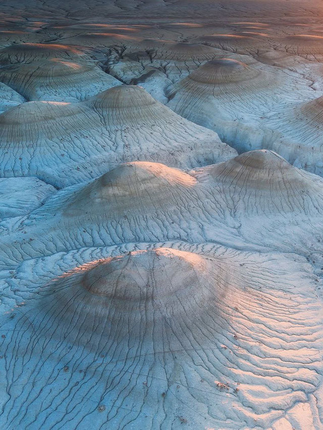 🌈 Colorful Mountains of Mangystau – Kazakhstan’s Mars-Scape Marvel