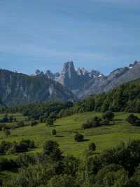 🌄 Asturias: Spain’s Green Paradise of Mountains and Sea 🇪🇸✨