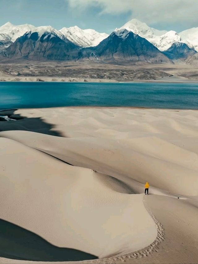 🏔️ Baisha Lake: Xinjiang’s Hidden Mirror of the Kunlun Mountains
