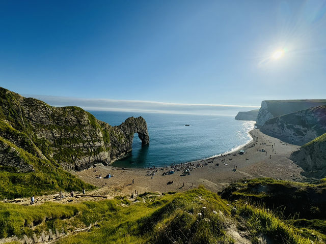 Nature’s Masterpiece: Durdle Door Nature’s Masterpiece: Durdle Door