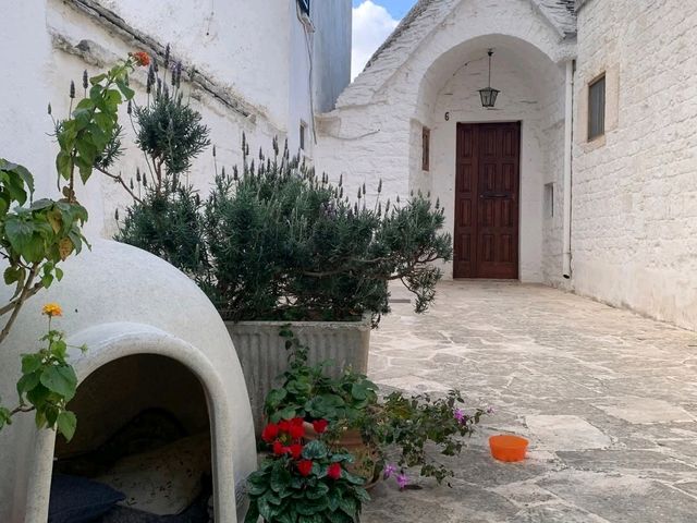 The trulli house place in Italy you cannot miss 🛖🍇