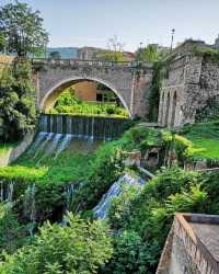 Exploring the Majestic Ponte Gregoriano: Uncover the Charm of Tivoli, Rome's Hidden Gem 🌉✨