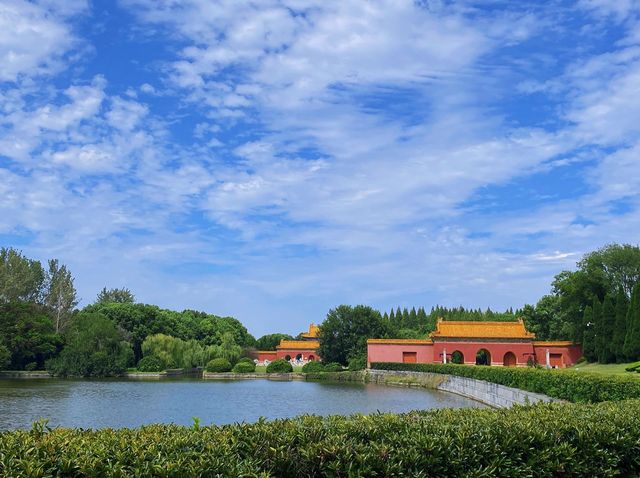 湖北省鍾祥市明顯陵 中國唯一“一陵雙塚”的皇陵