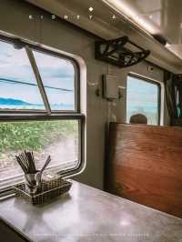 坐火車穿梭山海間，看越南最美海景鐵路+攻略