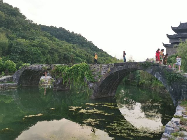 上甘棠村，世外桃園。