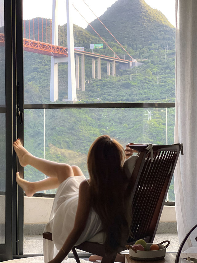 為了這座橋我又來了貴州║懸崖上的森系山居