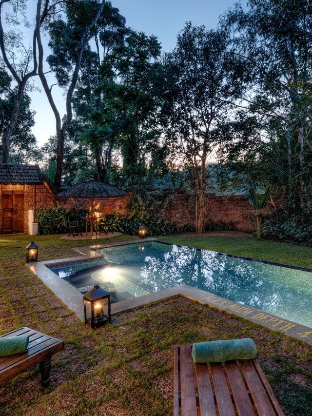 🌟 Coorg's Hidden Gems: Luxe Stays & Scenic Bliss 🌿✨