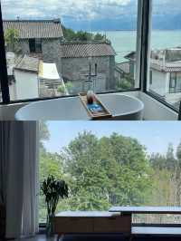 家人們，發現一家超絕的泳池別墅