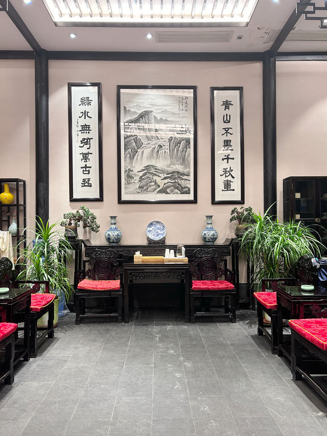 大隱於市郴州新中式禪意酒店