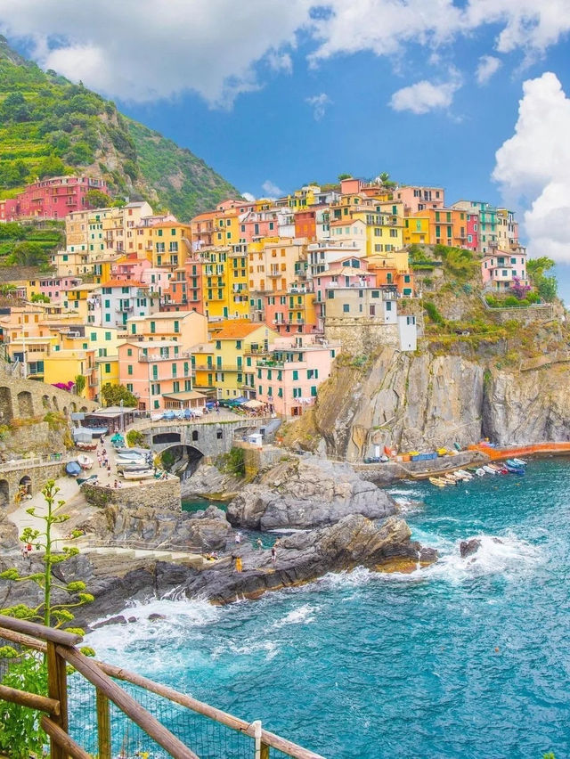 🌈Europe's Most Colorful Houses Showdown🆚