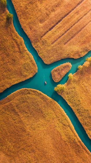 Matan Lake Wetland Park, a poetic encounter with nature.