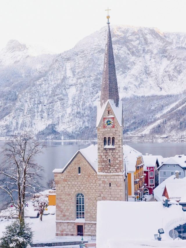 奧地利這6個湖區雪景小鎮簡直美得令人屏息。