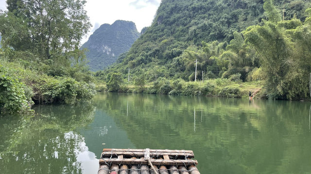 在陽朔住進山水城堡裏～。