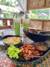 Discover a Hidden Thai Restaurant Oasis Near UUM