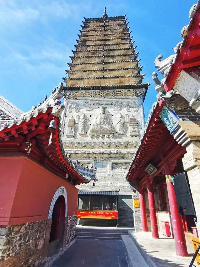 朝陽鳳凰山‖一山、三寺、兩舍利。