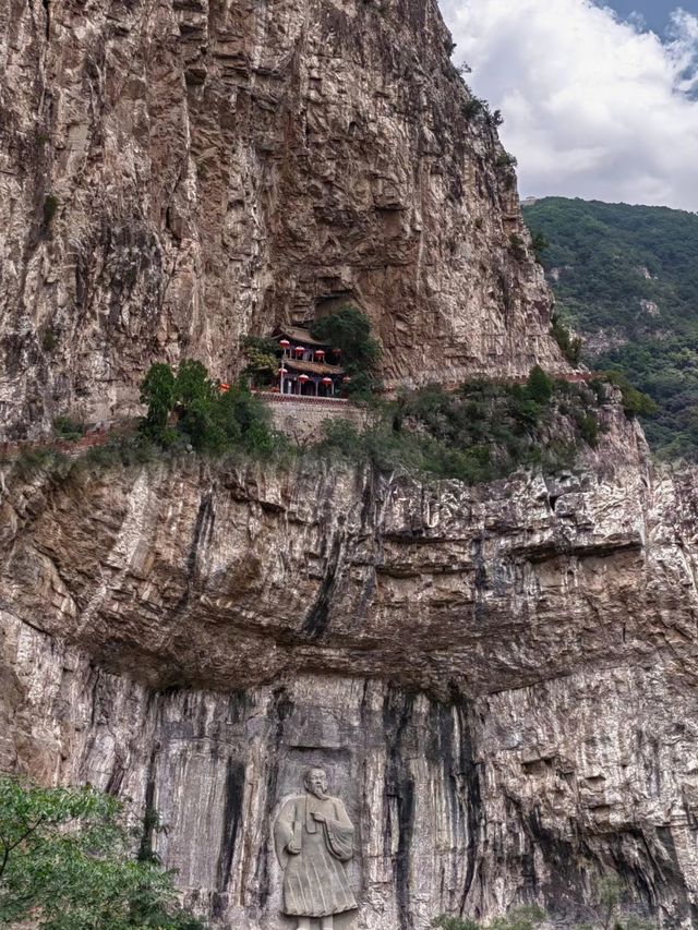 邂逅仙堂山，一場心靈的詩意之旅。