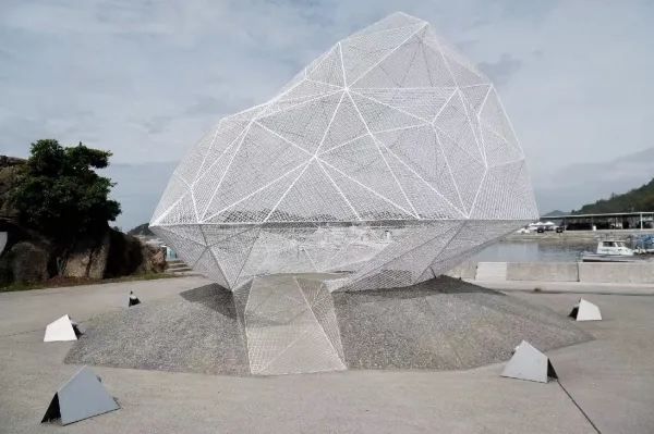 Setouchi Triennale: The Ultimate Guide to Naoshima!
