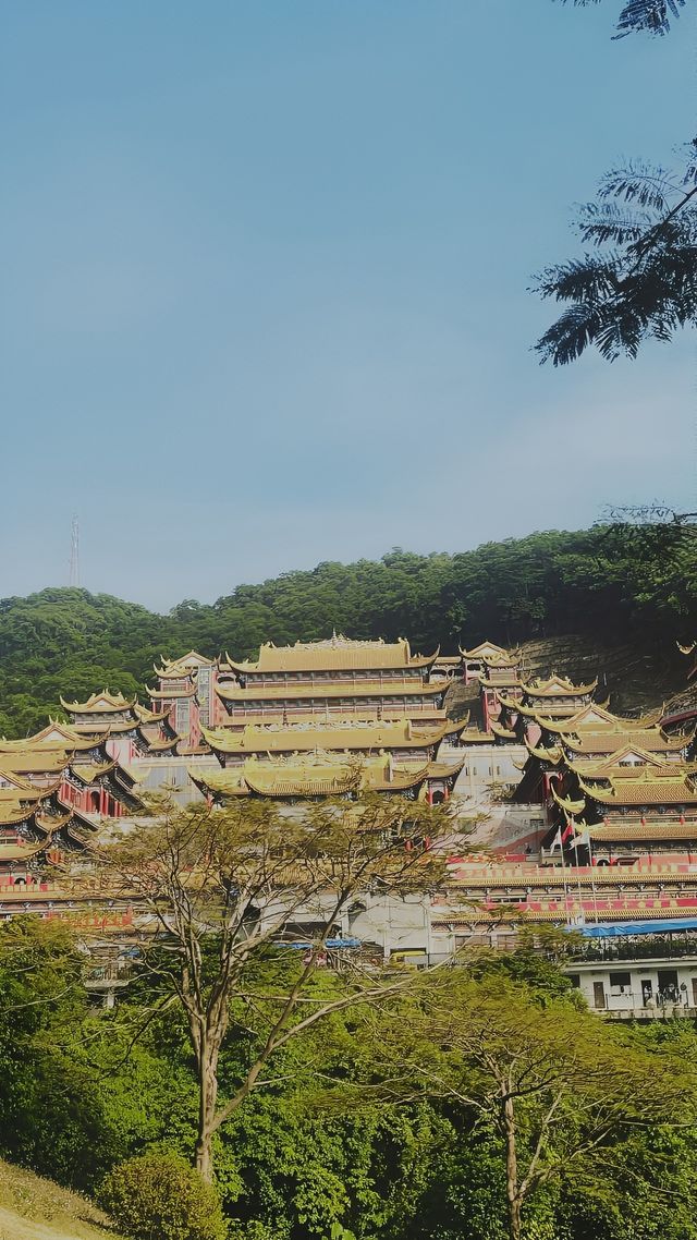 《大嶺山觀音寺：一次令人失望的出行體驗》