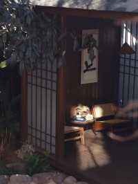 入住撫仙湖的油畫世界，享受湖居慢時光