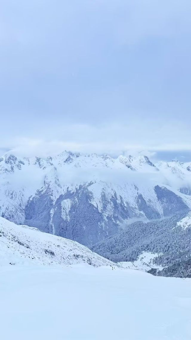 2025年嘅第一座雪山翡翠之眼