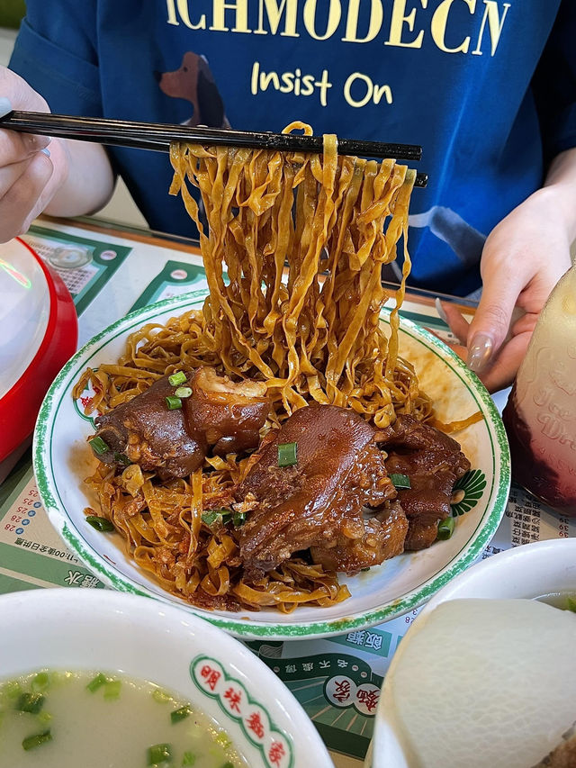 澳門美食：舌尖上的多元盛宴