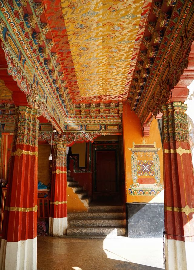 走進色拉寺，探尋拉薩的神秘與寧靜