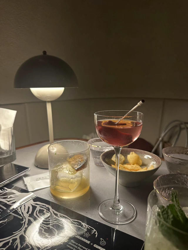 中環必去隱藏版Speakeasy Club！未來復古風拉滿💥