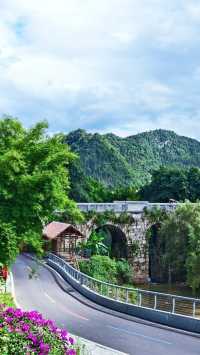 陰雨萬峰林更絕美