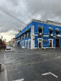 Puebla: Donde los Ángeles Cocinan, la Talavera Brilla y la Historia Resplandece