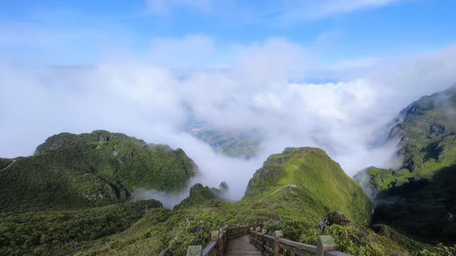 滇東秘境!曲靖深秋隱藏玩法上線,山水文化一鍵全含! 滇東秘境!曲靖深秋隱藏玩法上線,山水文化一鍵全含!