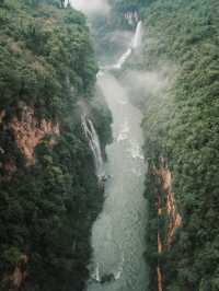 地球最美裂縫！喀斯特地貌封神之作！貴州你深藏不露啊