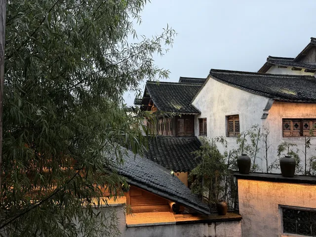 plog/窯湖小鎮的夜景也太美了吧