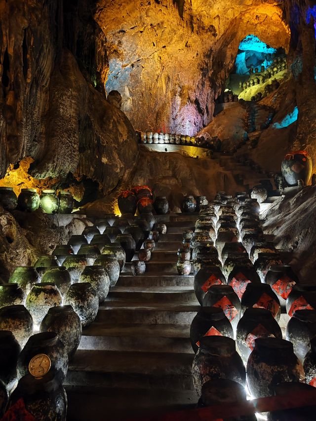 清遠寶晶宮｜溶洞奇觀冠嶺南 天鵝湖畔享悠閒