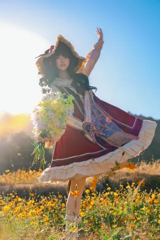 Encountering an escaped Lolita princess in the secret flower sea of Nandong Art Valley