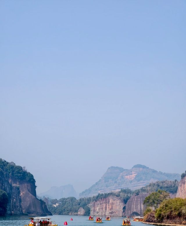 郴州翠江|在丹霞秘境裡划竹筏才是正經事 郴州翠江|在丹霞秘境裡划竹筏才是正經事