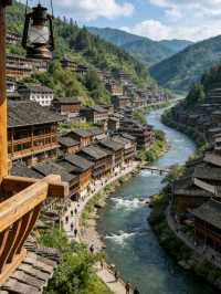 貴州黔東南：千戶苗寨的吊腳樓在梯田邊鋪成畫卷