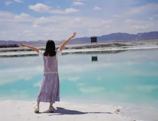 No group tours, no self-driving, explore the Great Northwest