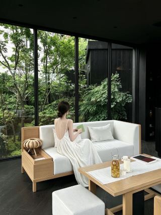 雨の日 断絶して 山里でゆっくり過ごす