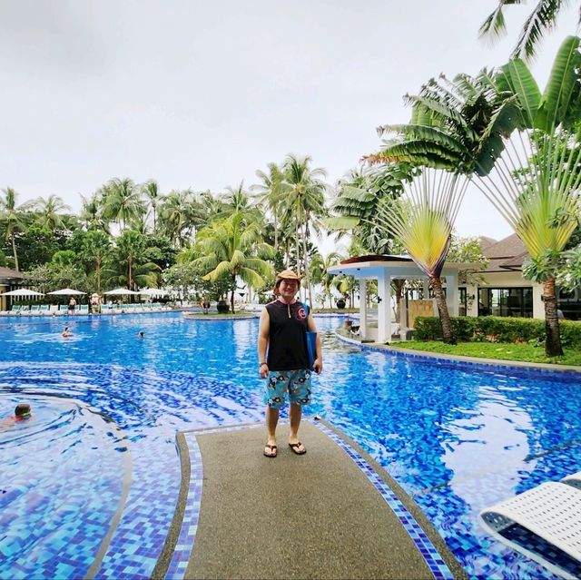 🇵🇭보라카이에서 가장 힙하면서 가장 큰 수영장을 가지고 있는 모벤픽 리조트 수영장