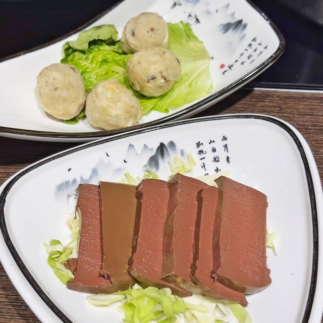 高質🐓雞煲🐚海鮮火鍋🍲加精選🤩配料任食🤤