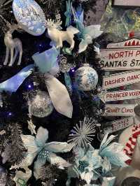 12월 25일에만 문을 닫는 크리스마스 마켓, “La Boutique de Noël de Québec”