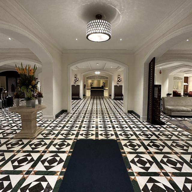 Intercontinental Bugis Architecture 