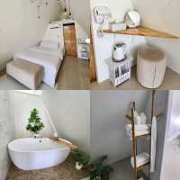 พิกัดที่พักฮิลใจ Us and Ours Cafe' and bed | อุทัยธานี